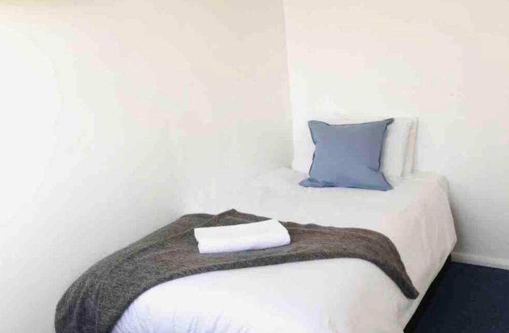Arbnb Comfy Sleep Guest House Self Catering Private Bedrooms 60 Pound Per Night Per Person London Exterior foto