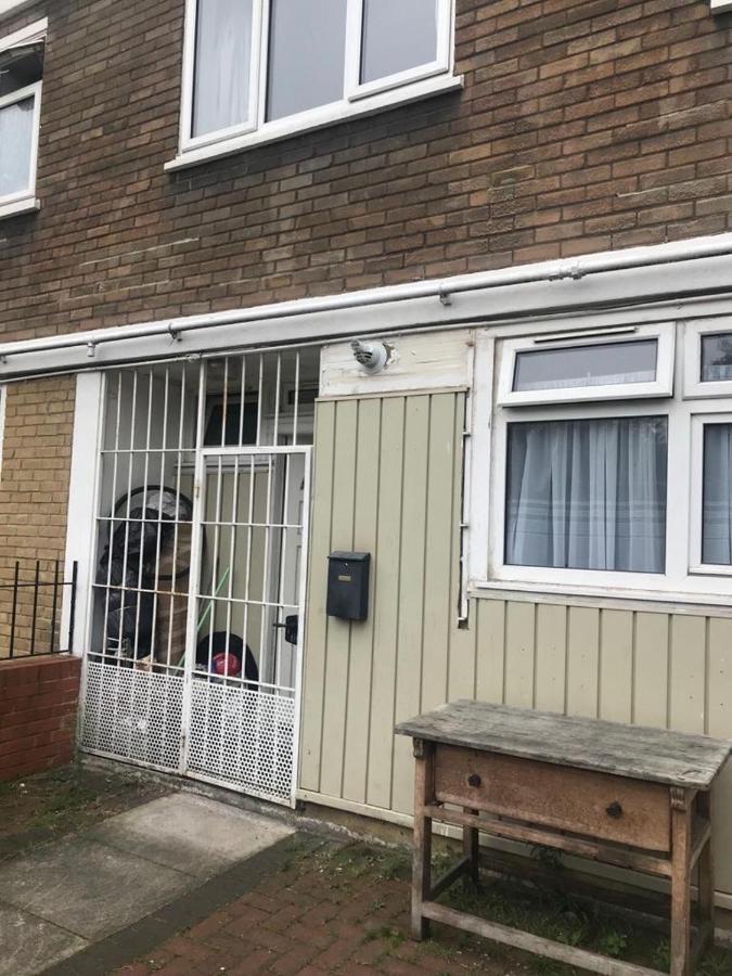 Arbnb Comfy Sleep Guest House Self Catering Private Bedrooms 60 Pound Per Night Per Person London Exterior foto